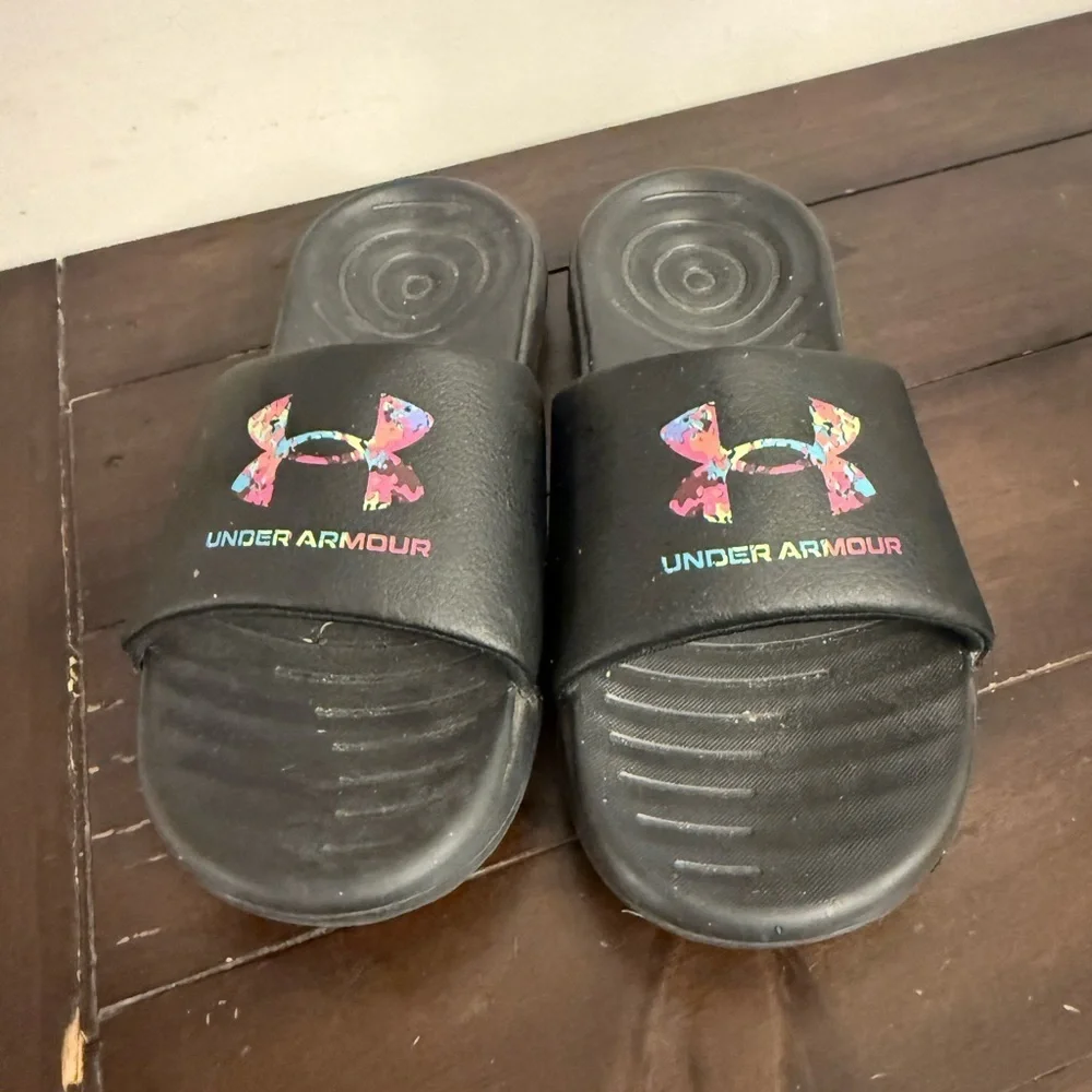 Under Armour Girls Youth Slides Black Multicolor Logo Size 2Y
